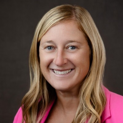 shelle_elzer_headshot
